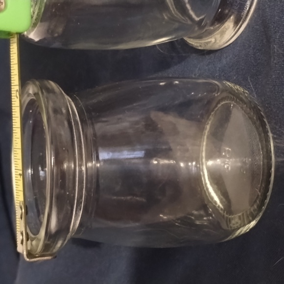 #4 MidCentury Vintage 4 ounce Glass Creamers - Picture 7 of 7